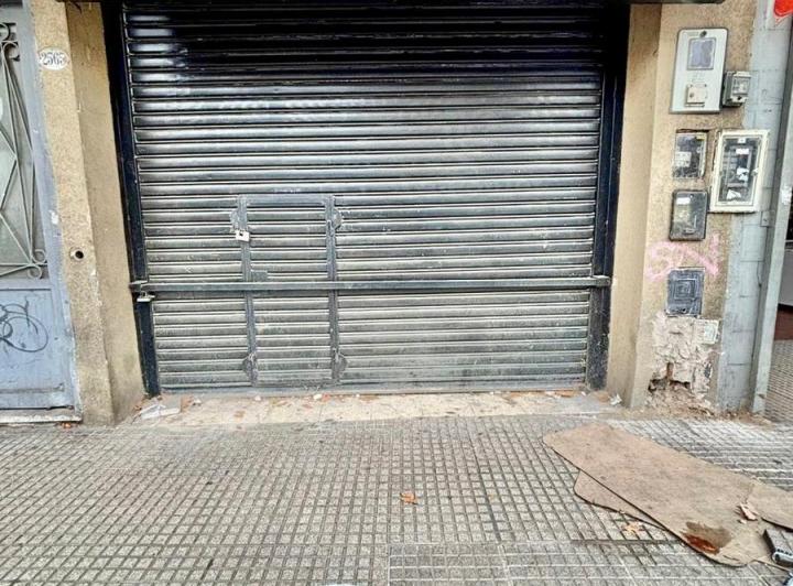 Excelente Local en Av. San Martín 2500 - Sin Expensas 2