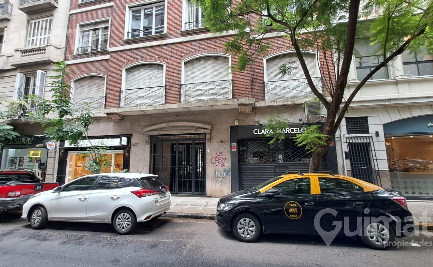 Excelente  Piso de 4 ambientes, totalmente reciclado, Juncal y Libertad.