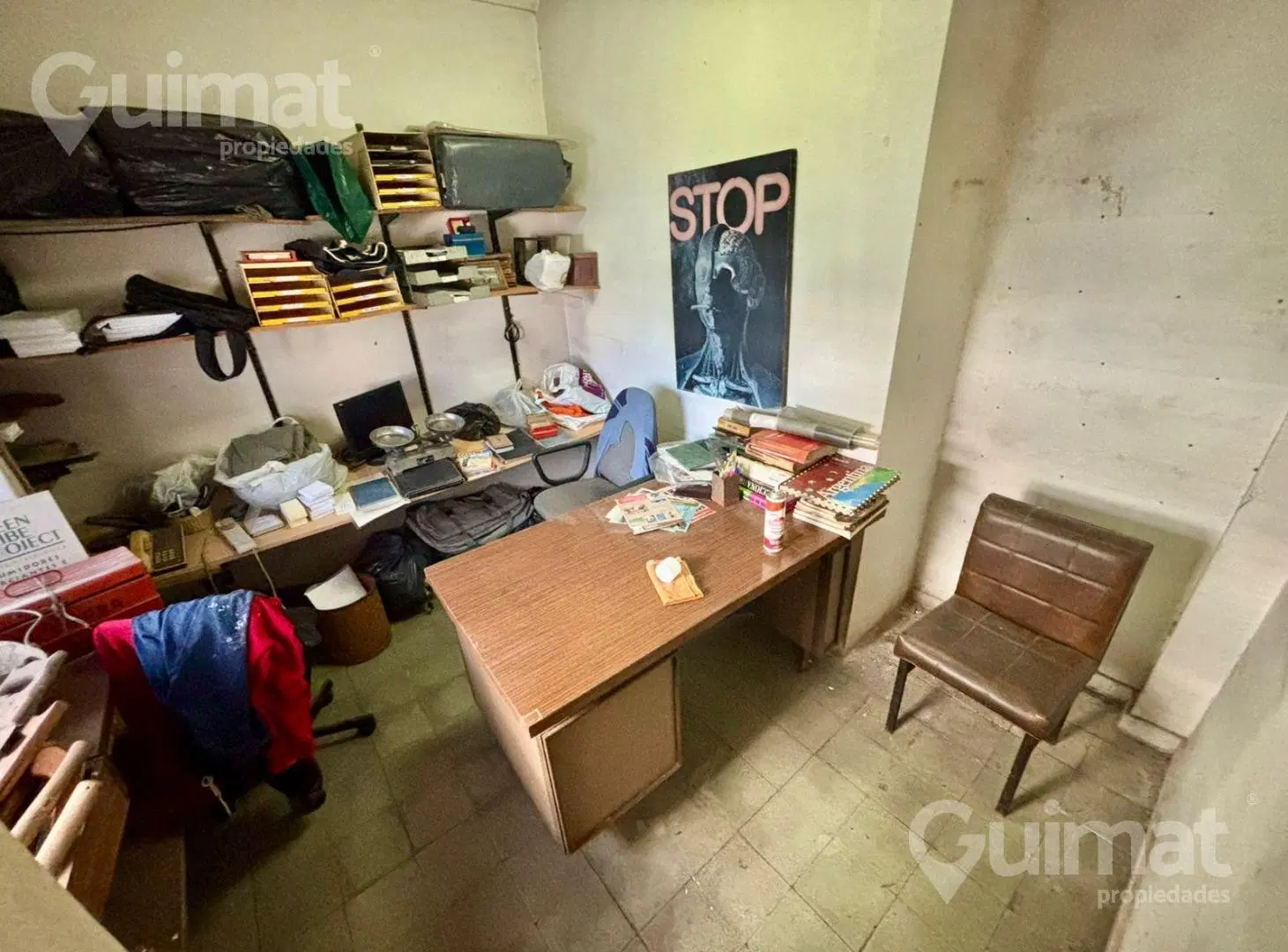 CASA CON LOCAL A RECICLAR EN PARQUE CHAS 3