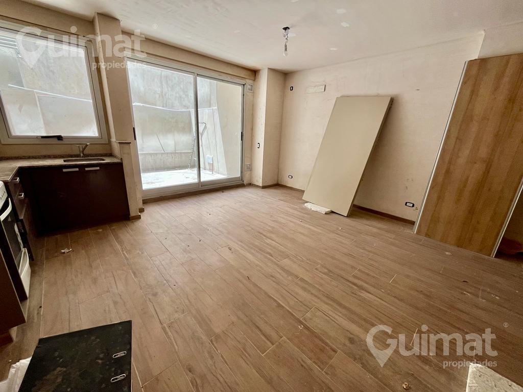 47m2 c/ patio - 1 Amb Div - Beltran y Av. Rivadavia - Apto prof.