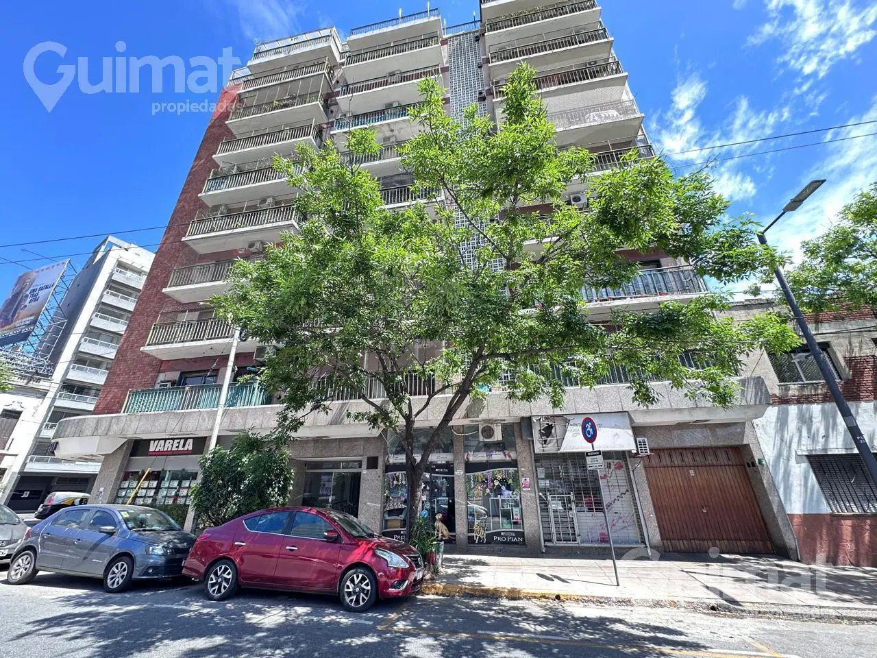 PARQUE CENTENARIO 4 AMB BAÑO TOILETTE GRAN COCINA,  BALCON  FRENTE COCH. FIJA  VENTA CON RENTA 5