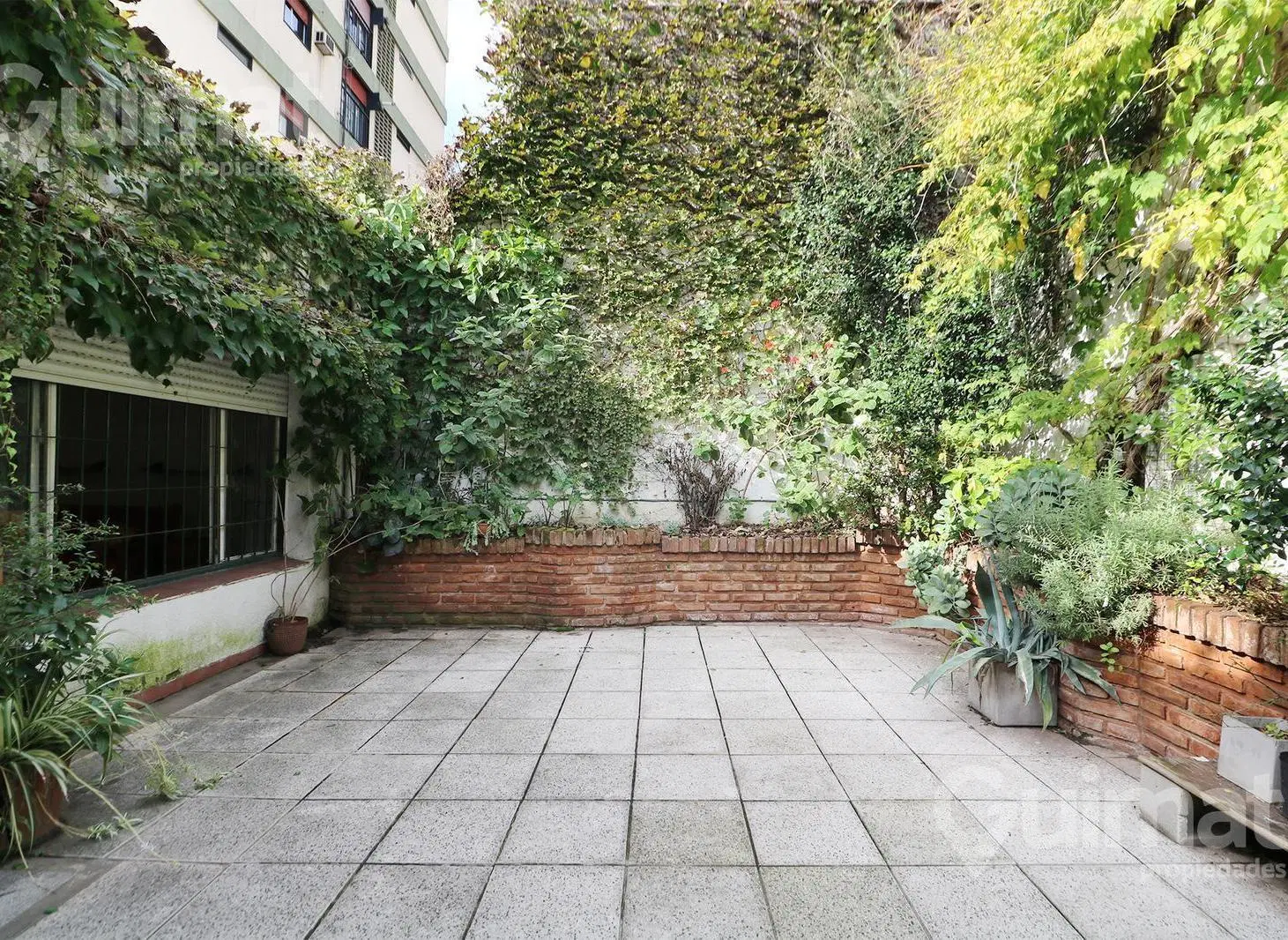 Casa en venta - 178m2 - potencial de ampliacion - Flores 3