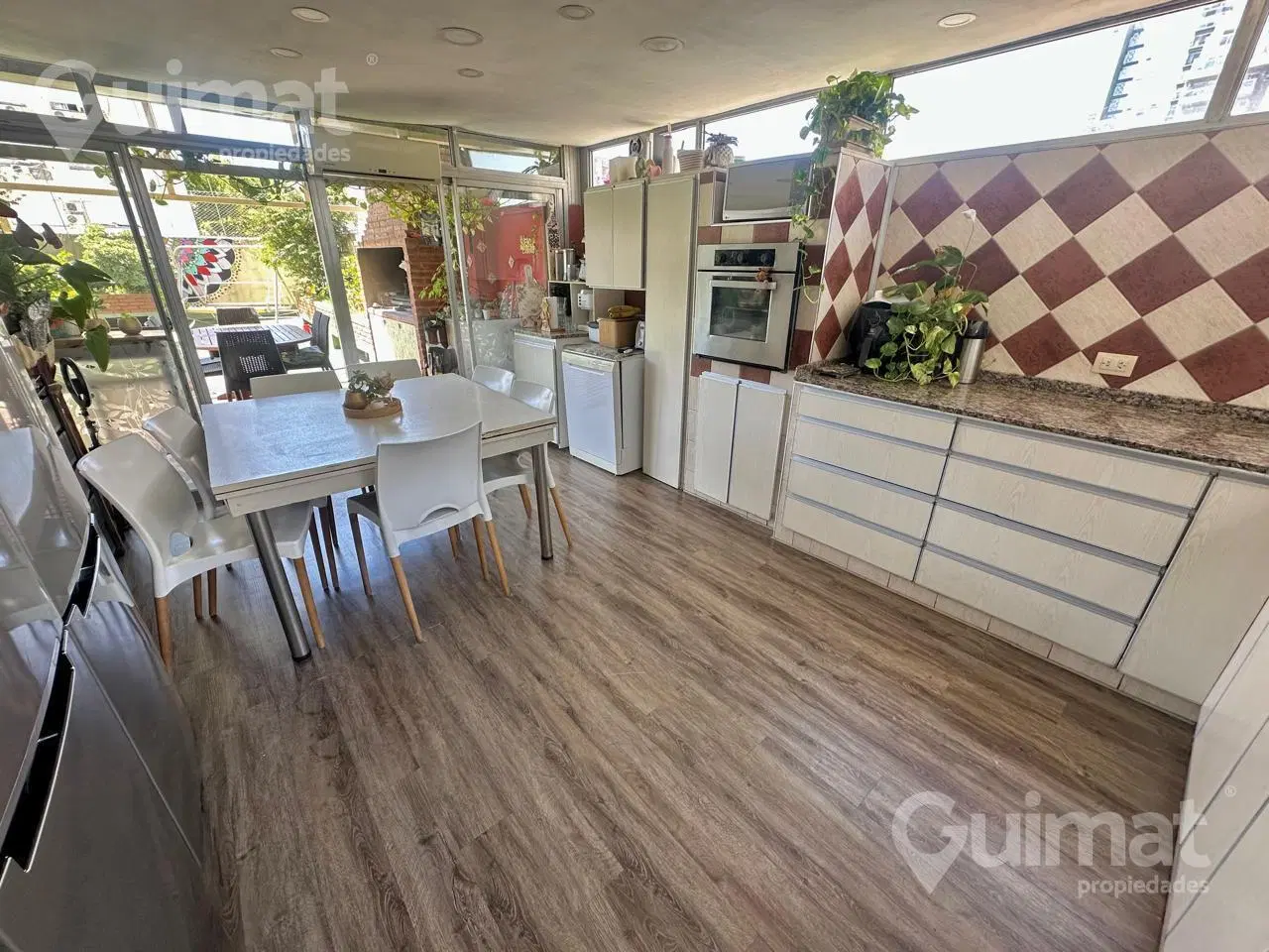 261 m2 - Dpto 3 amb c/ oficina, patio, parrilla y cochera - Caballito 3