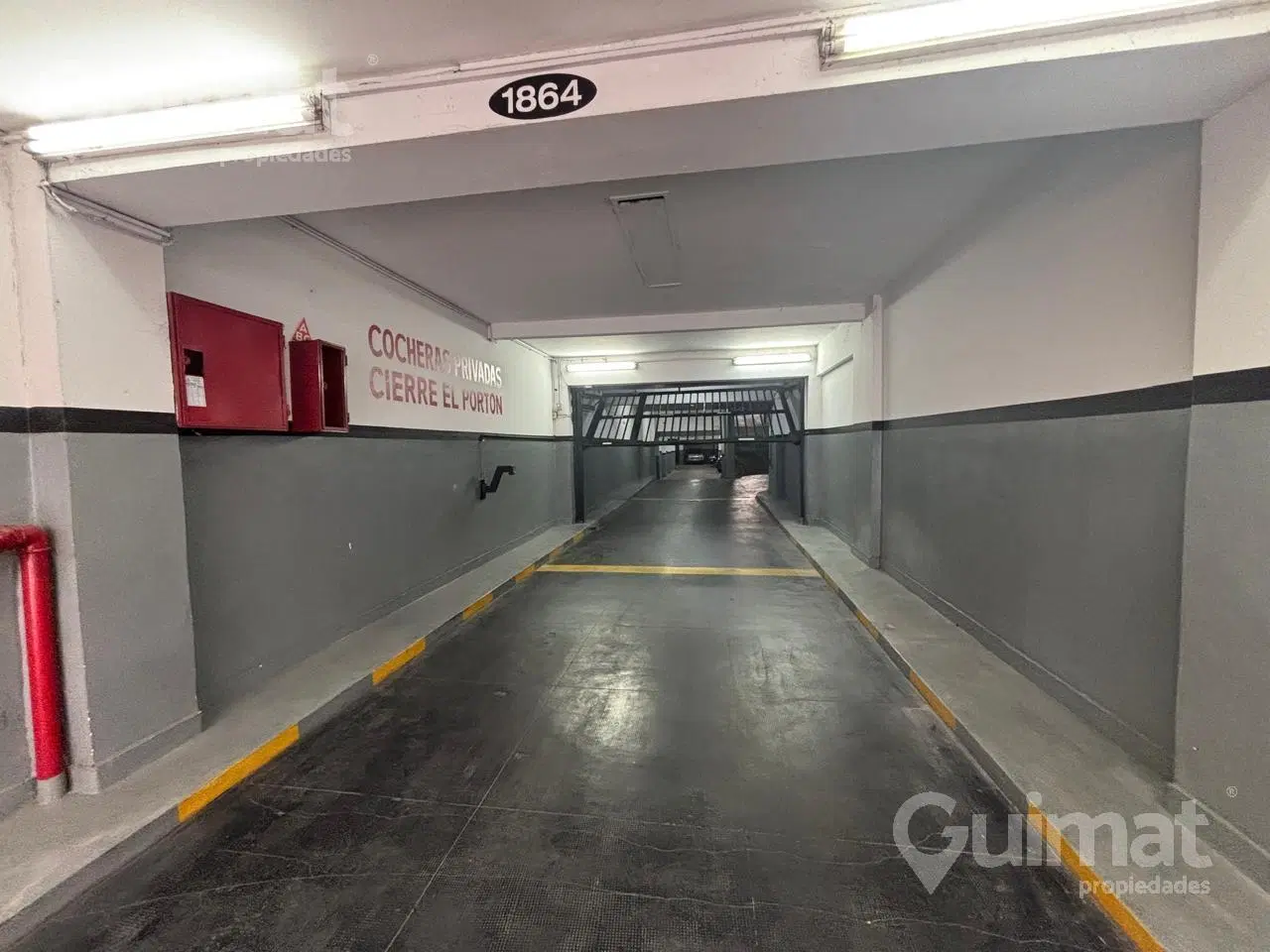 Oportunidad Cochera - Viamonte al 1800 3
