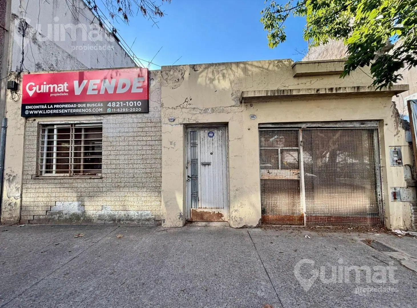 CASA CON LOCAL A RECICLAR EN PARQUE CHAS 3