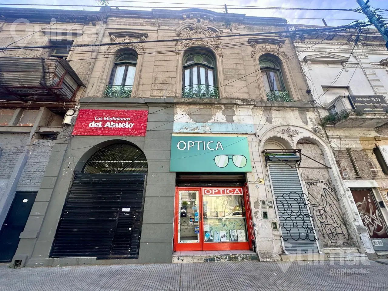 219m2 - 3 locales comerciales con vivienda - La Boca 3