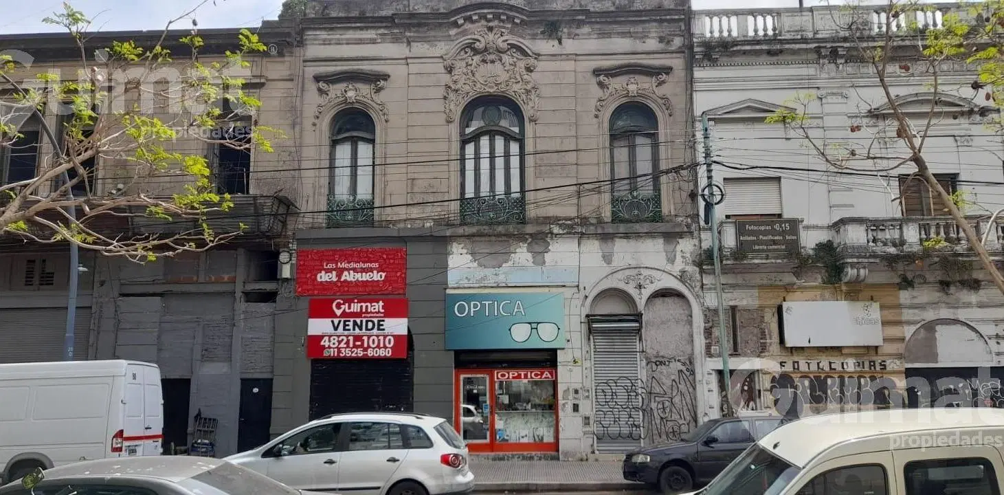 219m2 - 3 locales comerciales con vivienda - La Boca 4
