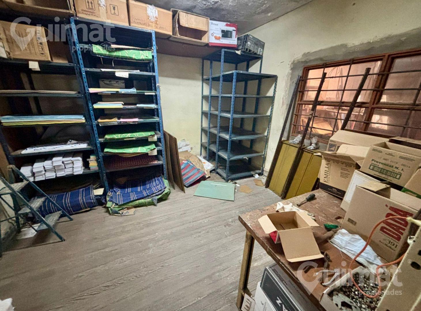Foto de CASA CON LOCAL A RECICLAR EN PARQUE CHAS, imagen 2