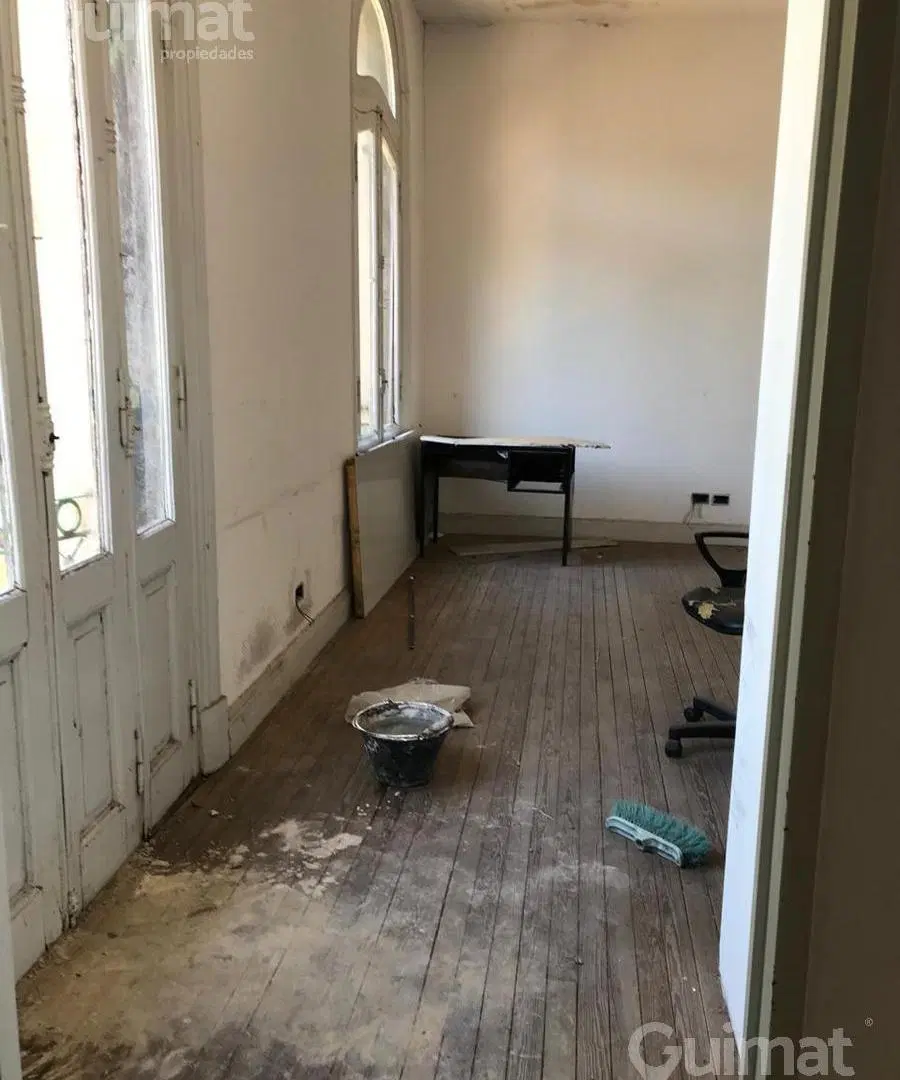 Edicio en block  para reciclar lote propio  en La Boca 4