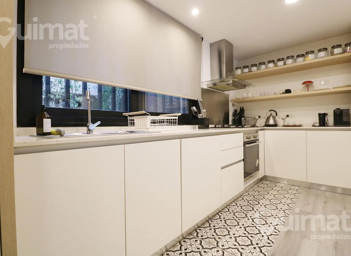 300 M2 VENTA ESPECTACULAR DEPTO 3/4 AMB TIPO CASA CON PILETA Y JARDIN PROPIO EN SAN ISIDRO 5