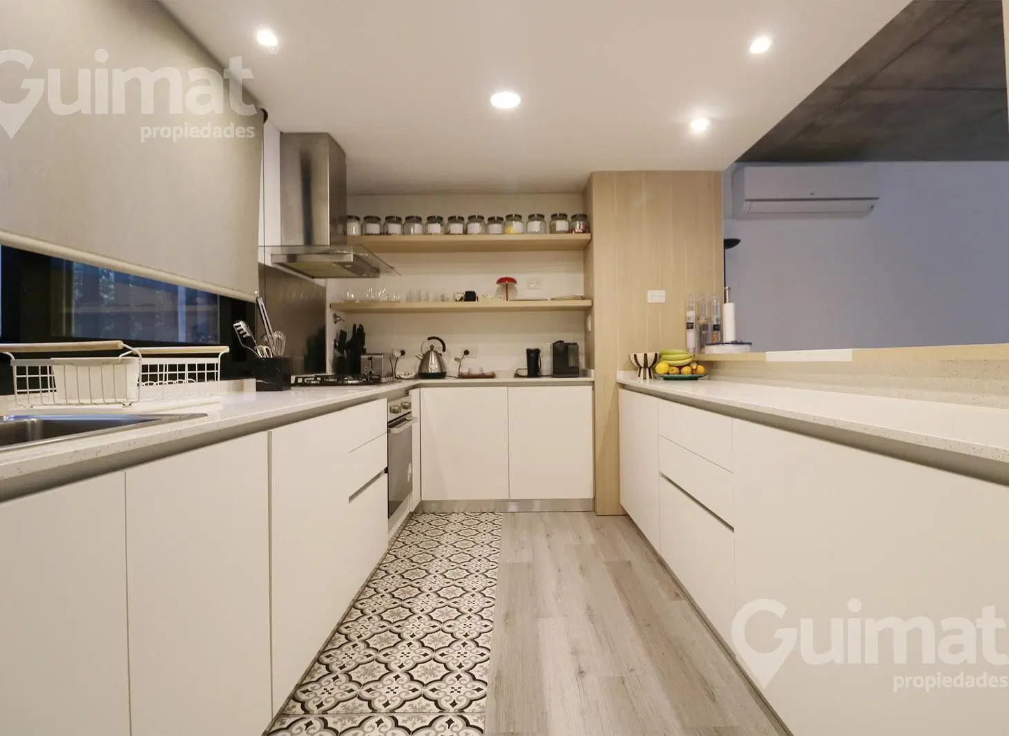 300 M2 VENTA ESPECTACULAR DEPTO 3/4 AMB TIPO CASA CON PILETA Y JARDIN PROPIO, SAN ISIDRO 4