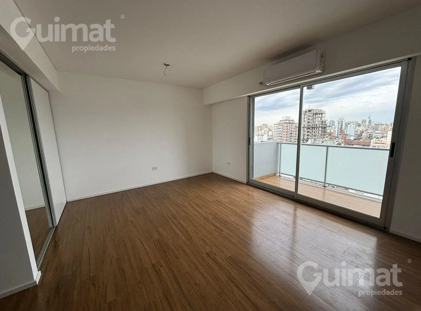1 Amb c/ balcon - Piso alto - Amenities - Corrientes 3400 4