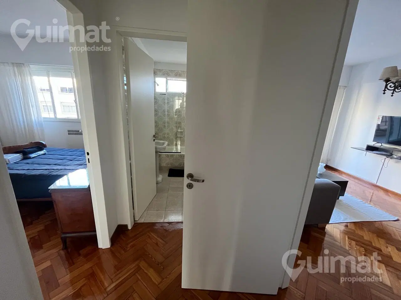 Depto. 3 ambientes c/ dependencia y balcon. Excelente ubicacion! Alberdi y Centenera 3