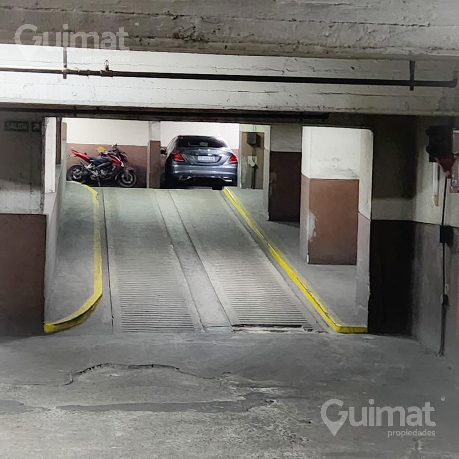 Foto de COCHERA CUBIERTA EN VENTA AV. CORRIENTES 1100, imagen 3