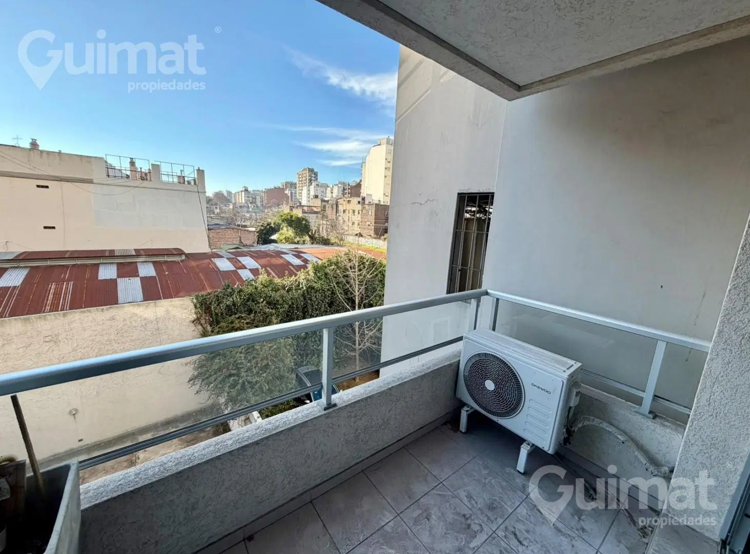 1 Amb c/ Balcon - Av. Boyaca 100 - Ideal Inversion -. POS. COCHERA! 5