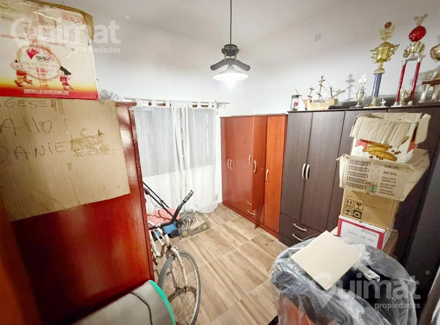VENTA CASA EN AVELLANEDA CON 3 DORMITORIOS, PATIO Y TERRAZA 2