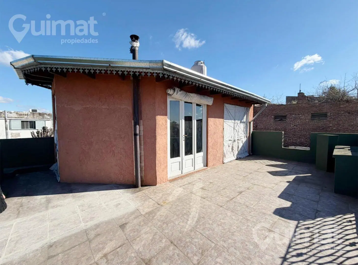 VENTA CASA EN AVELLANEDA CON 3 DORMITORIOS, PATIO Y TERRAZA 8