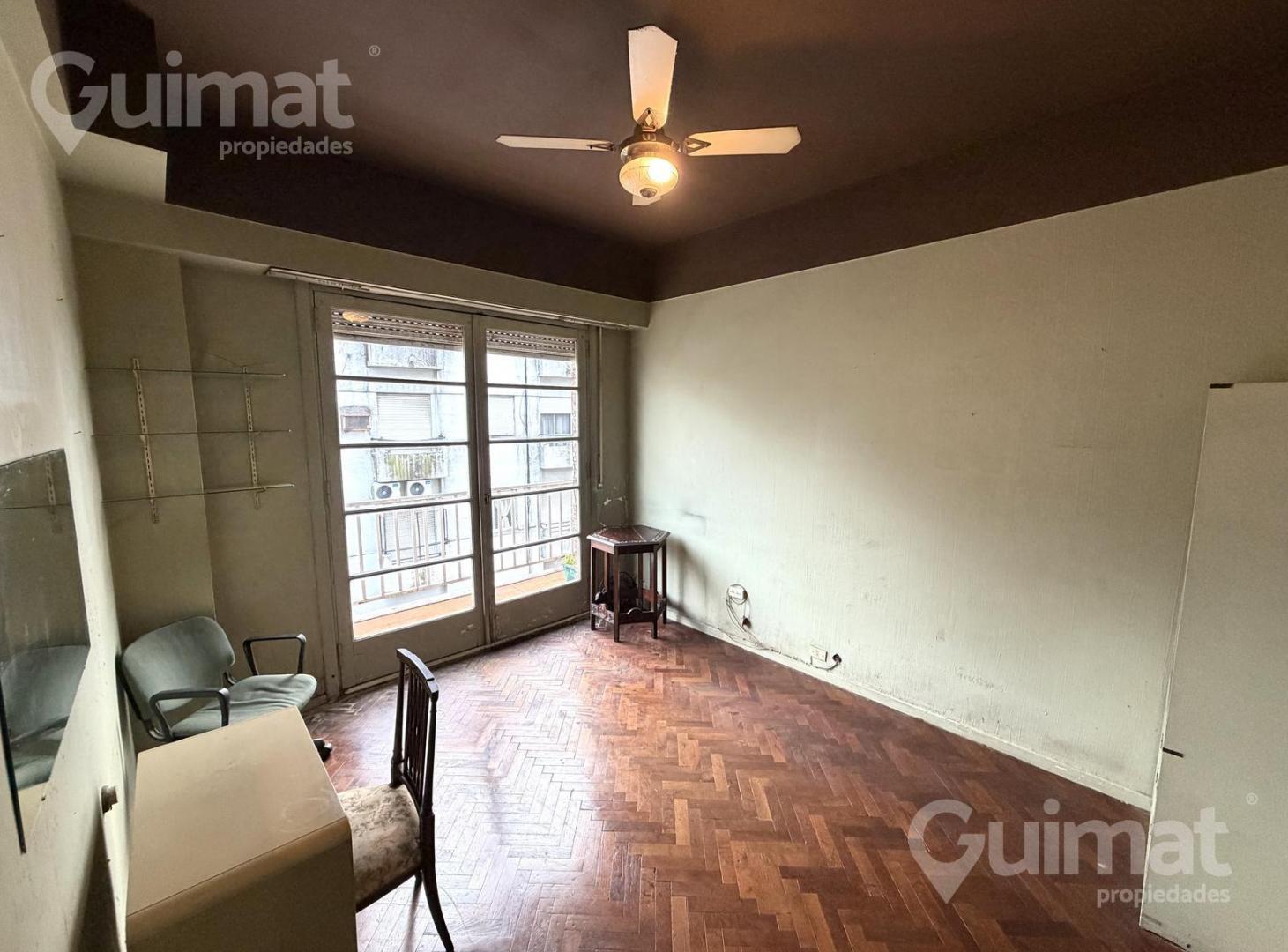 Foto de Semipiso de 4 ambientes con dependencia, balcón corrido y orientación, imagen 4