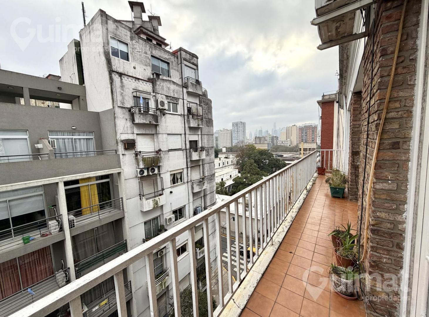 Foto de Semipiso de 4 ambientes con dependencia, balcón corrido y orientación, imagen 4