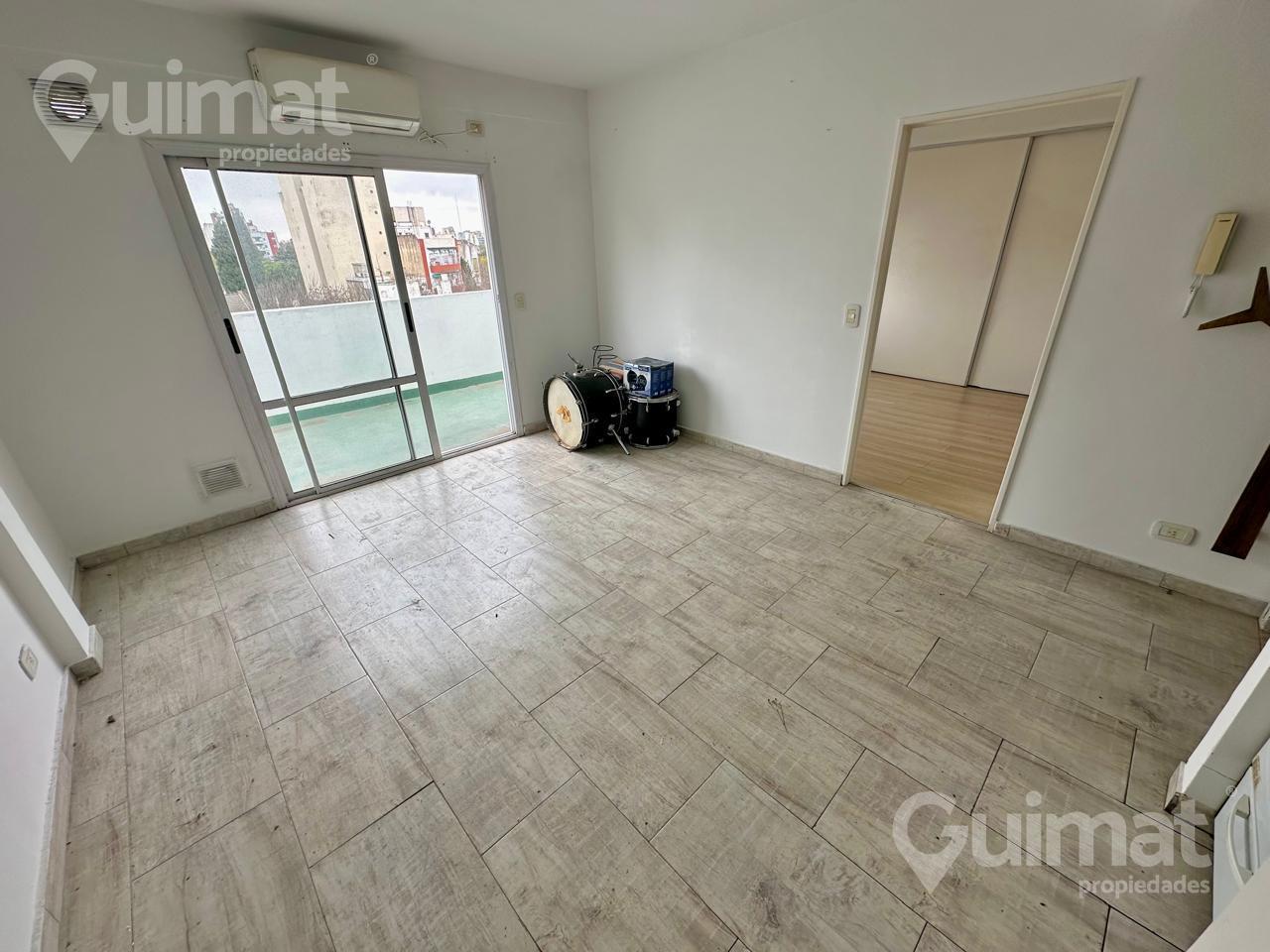 Foto de Semipiso 2 amb c/ balcón - San Cristobal, imagen 3