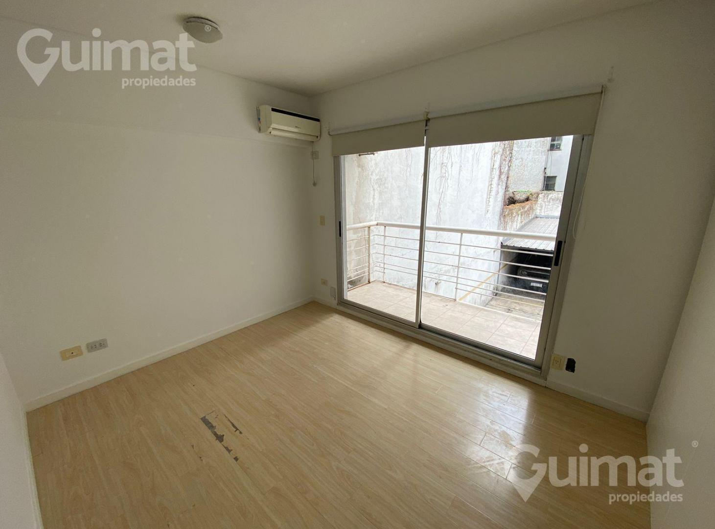 Foto de Depto 2 ambientes con balcon. Excelente ubicacion! Julian Alvarez y, imagen 1