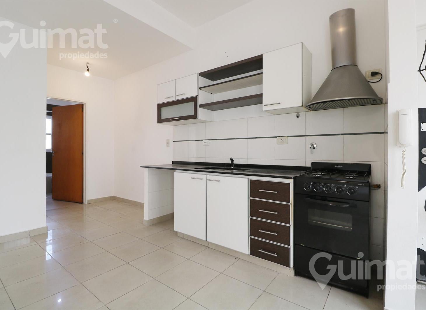 Foto de 60 M2 DEPTO 2 AMB CON PATIO Y COCHERA PRIVADA VILLA LURO APTO CREDITO, imagen 1