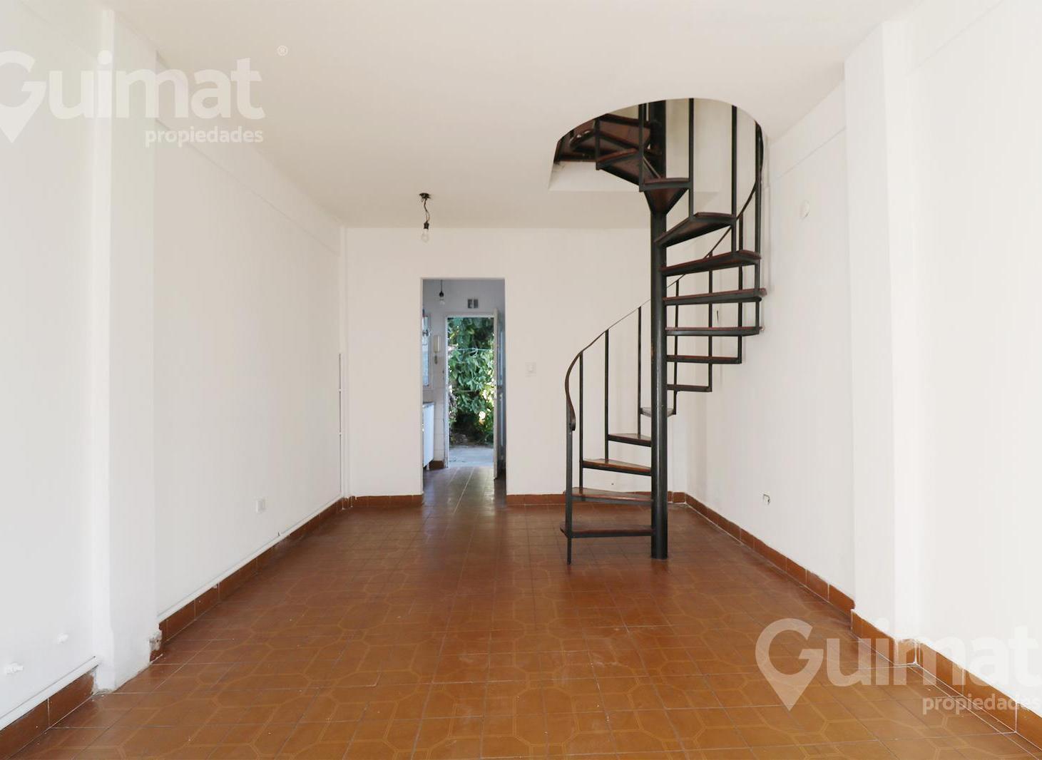 Foto de 60,59 M2 VENTA DUPLEX 3 AMBIENTES CON PATIO COMPLEJO CASTELAR NORTE, imagen 3