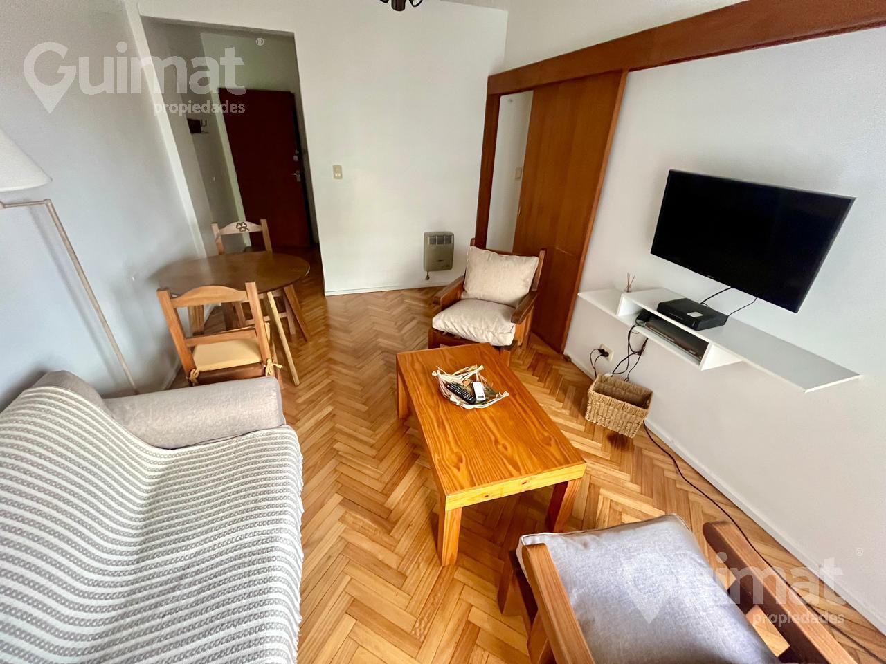 Foto de 3 Amb - RECOLETA - Ecuador y Arenales, imagen 3