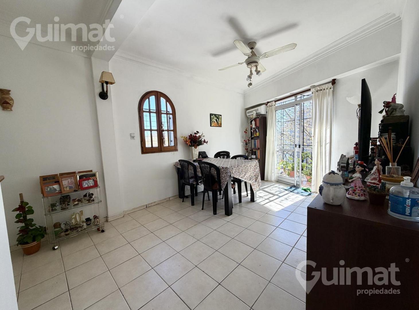 Foto de Departamento 2 amb, al frente con balcón corrido – Muy Luminoso, imagen 1