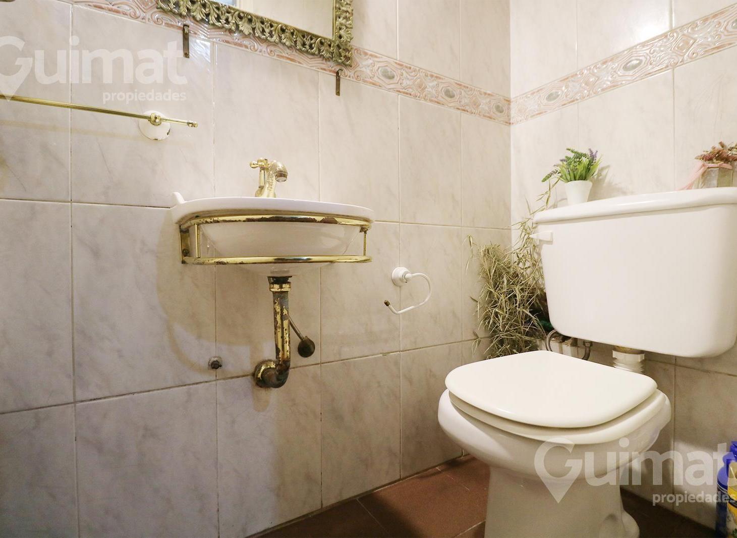 Foto de Venta casa lote propio Belgrano R, imagen 3