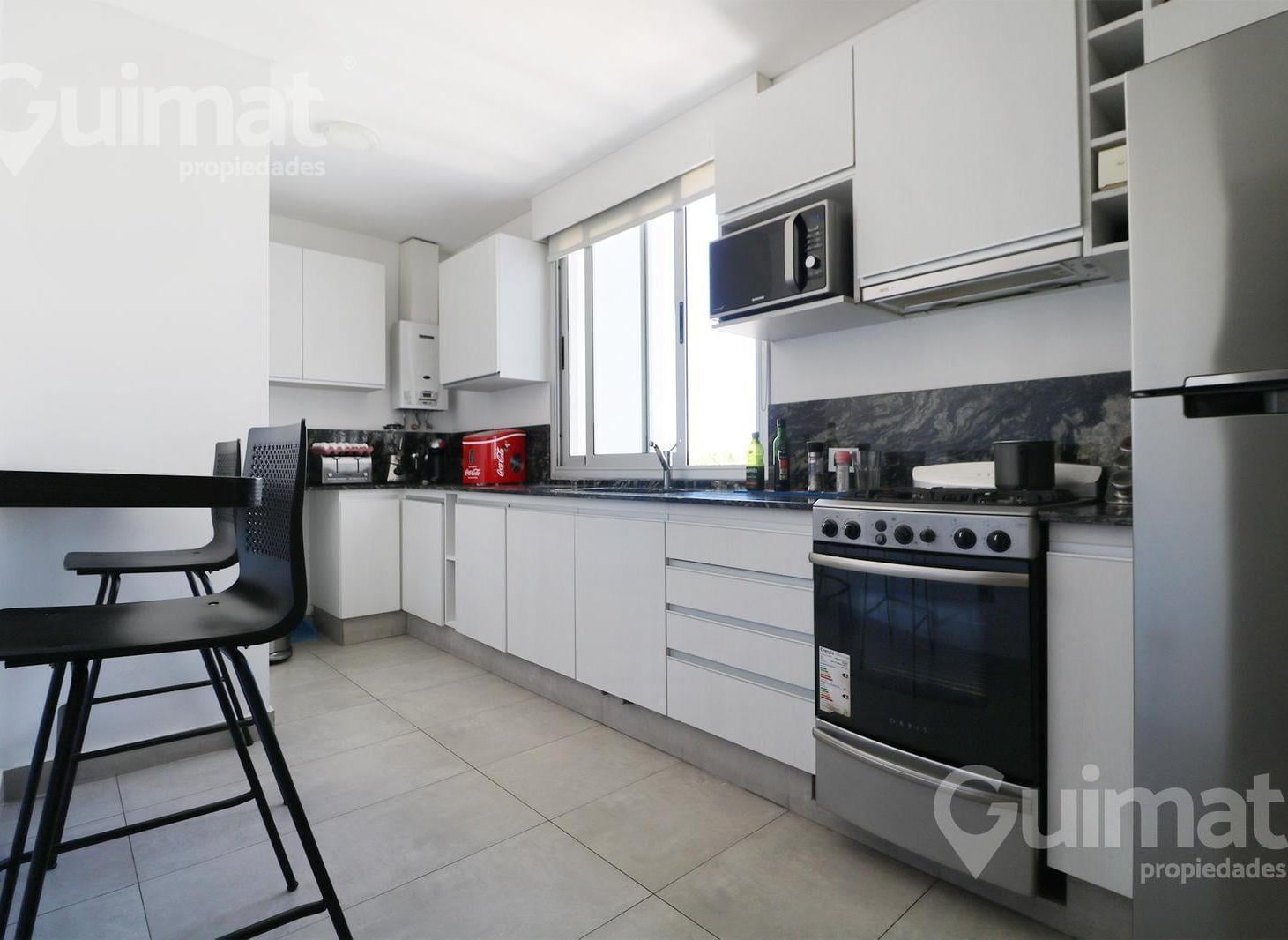 Foto de 69,48 m2 Venta piso 3 ambientes Villa Luro, frente con Balcon y Cochera, imagen 2