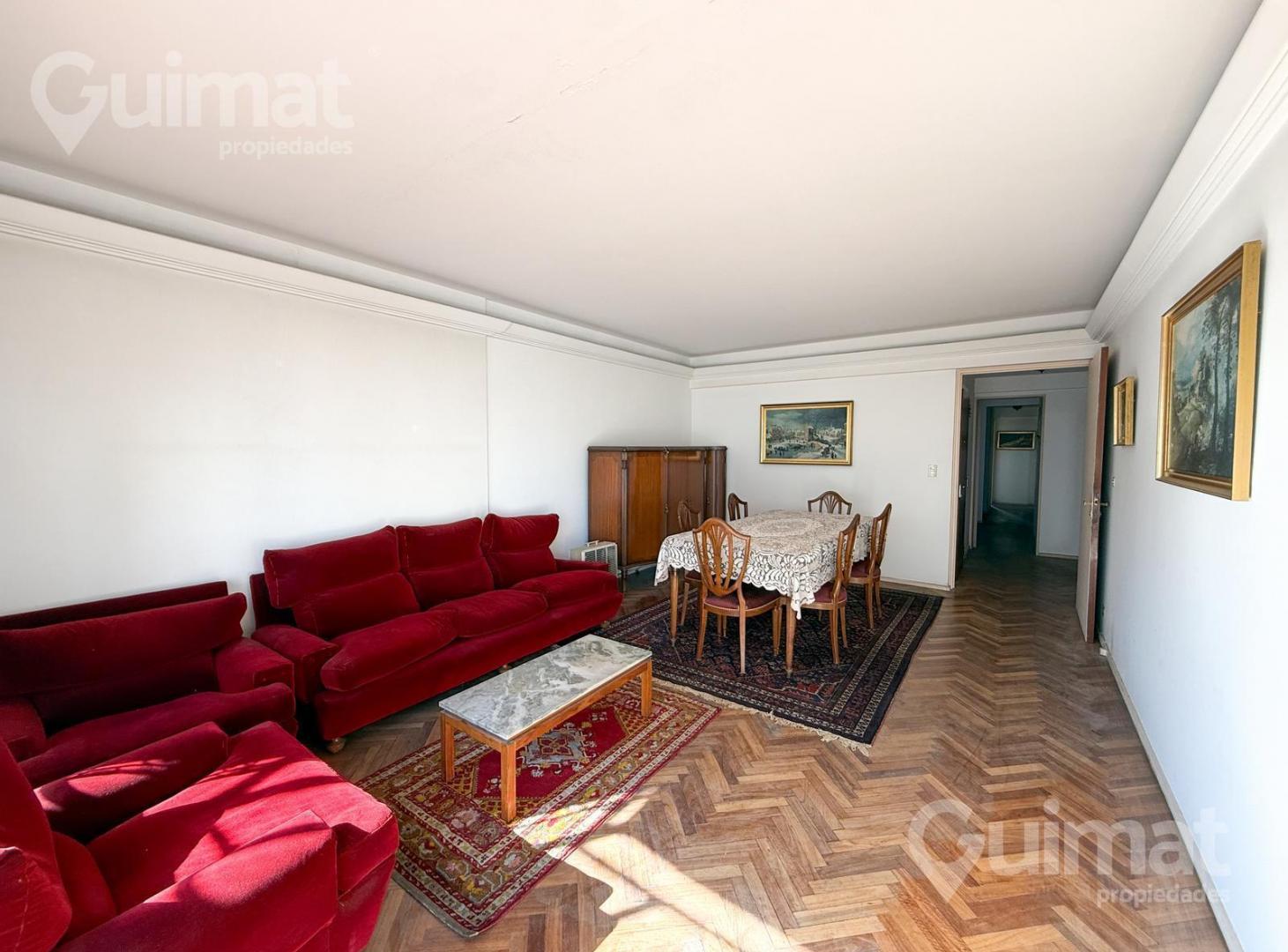 Foto de Piso de 4 ambientes mas dependencia 121 metros cuadrados con cochera, imagen 2