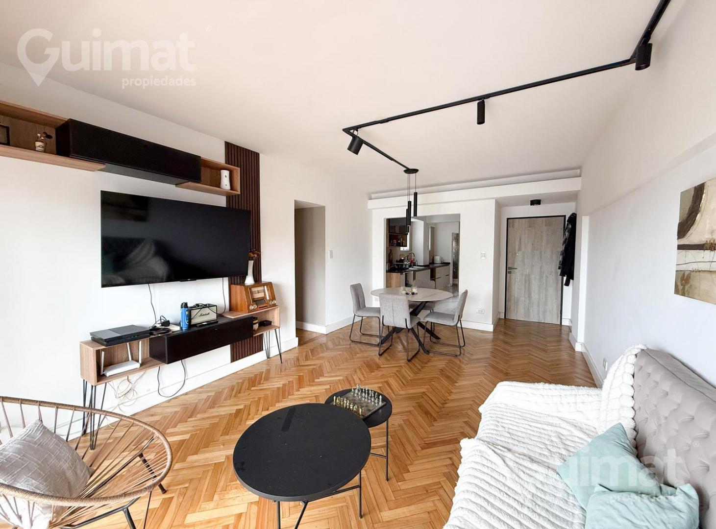Foto de Departamento de 4 ambientes con cochera 93 metros totales - excelente, imagen 1