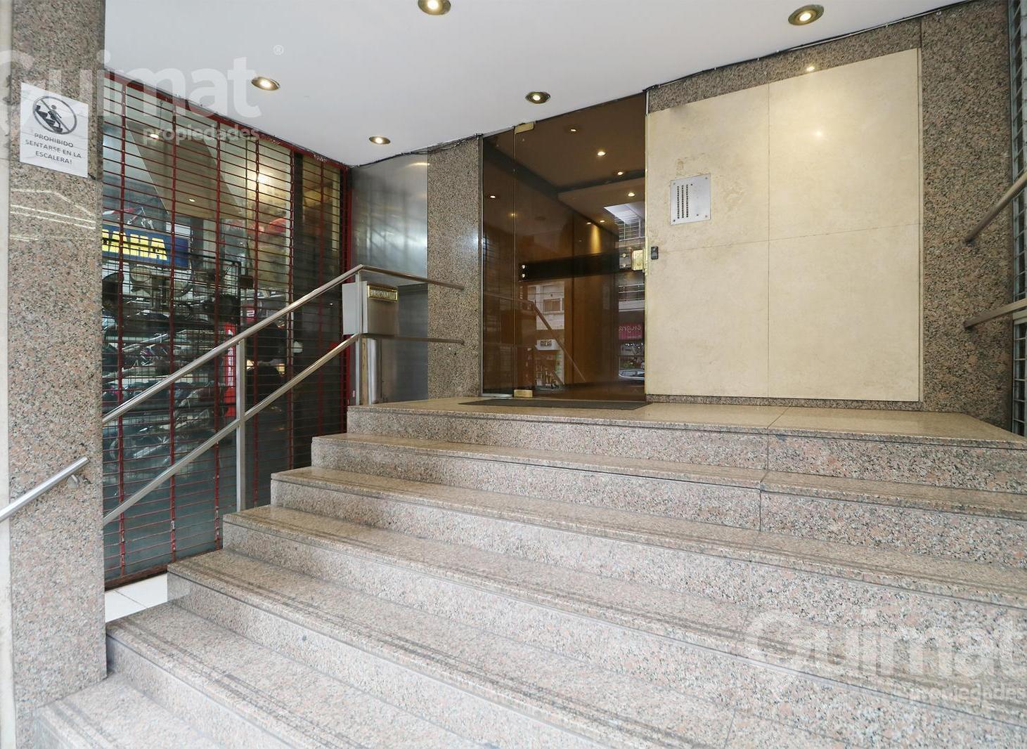 Foto de 75 m2 Departamento en Balvanera con cochera y baulera APTO CREDITO, imagen 3