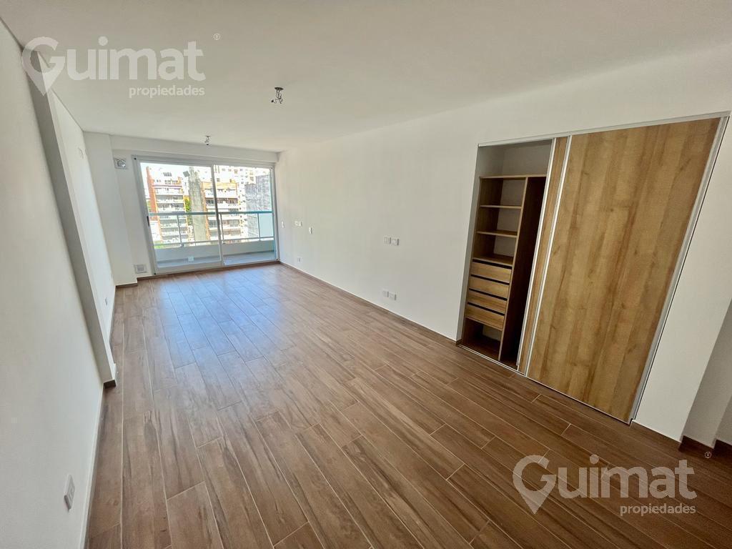 Foto de 1 Amb Div c/ Balcon 43m2 - Beltran y Av. Rivadavia - Apto prof., imagen 2