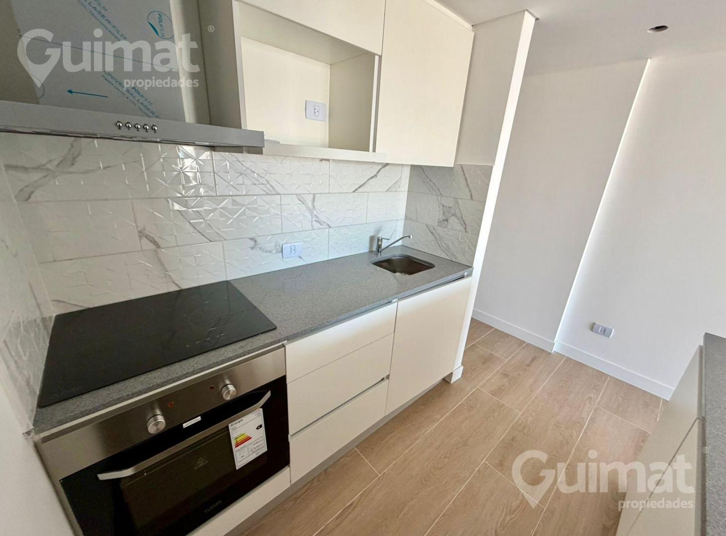 Foto de 1 Amb c/Balcon - Av. Independencia 1500 - Exc. Vista - Full Amenities, imagen 5