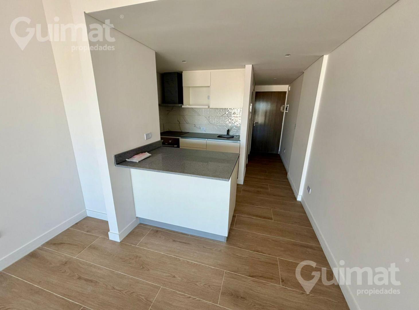 Foto de 1 Amb c/Balcon - Av. Independencia 1500 - Exc. Vista - Full Amenities, imagen 4