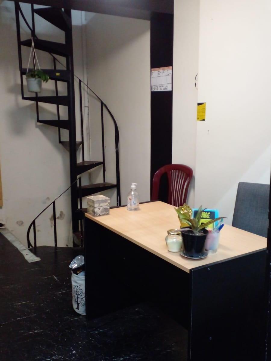 Foto de Se Vende Local En Galeria Sobre Avenida!!!!, imagen 2