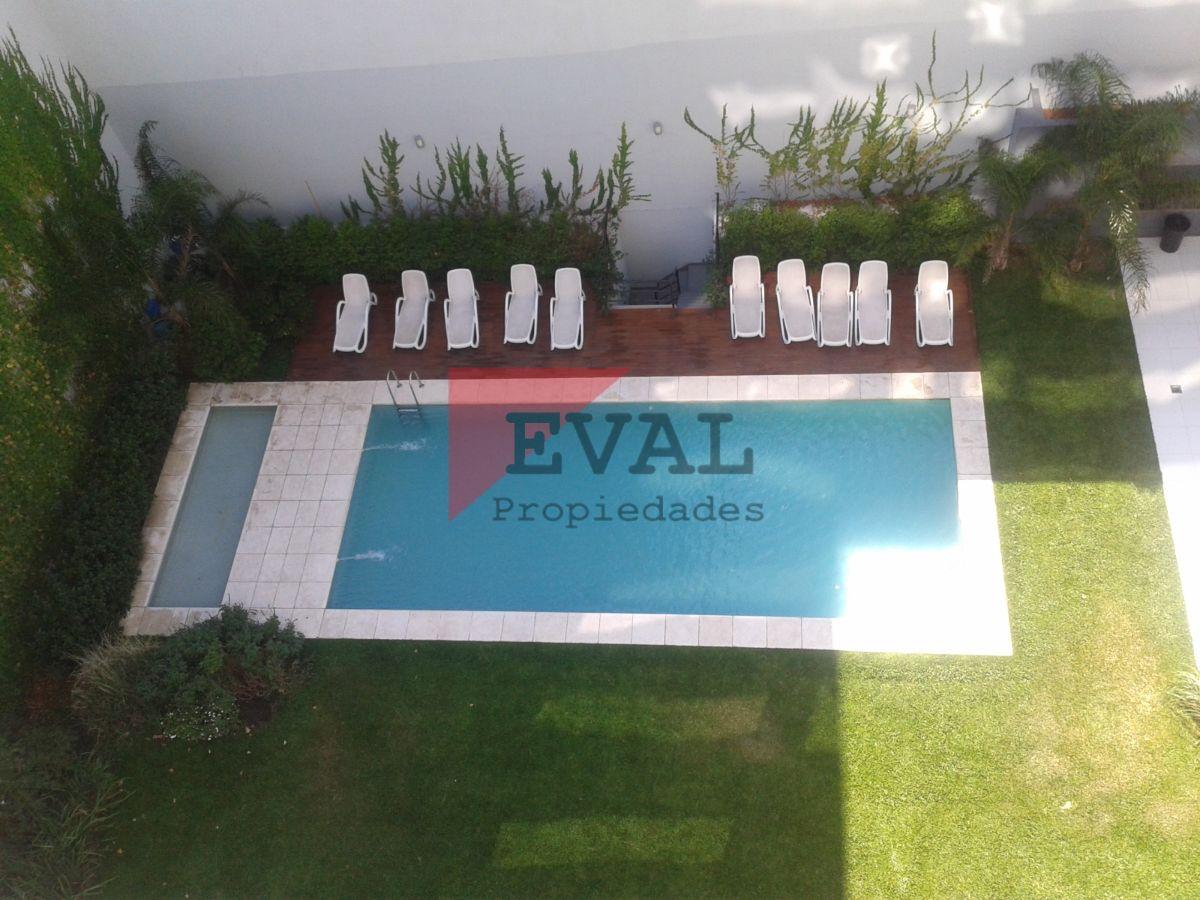 Foto de Alquiler Monoambiente En Excelente Estado! Muy Luminoso! Con Balcón Y, imagen 5