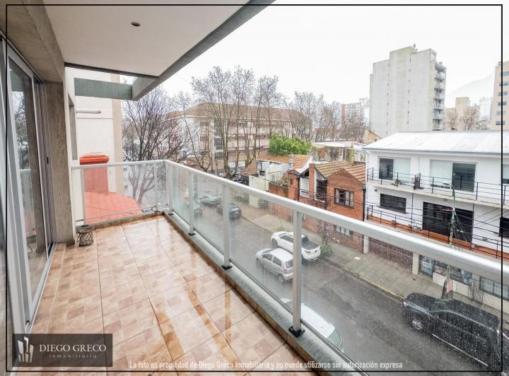 Piso de 3 ambientes con cochera 4