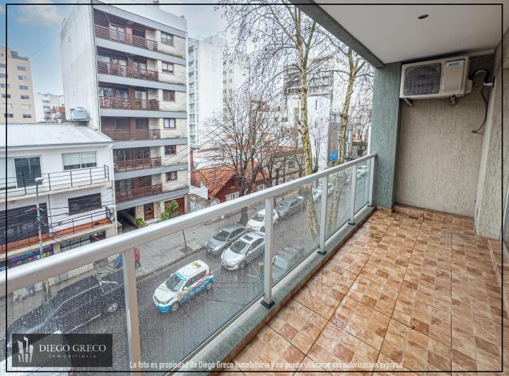 Piso de 3 ambientes con cochera 3