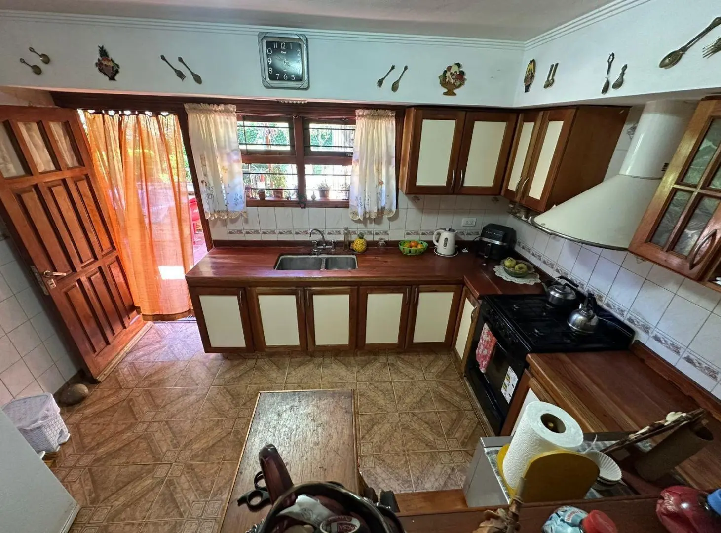 Chalet 3 ambientes con amplio lote 4