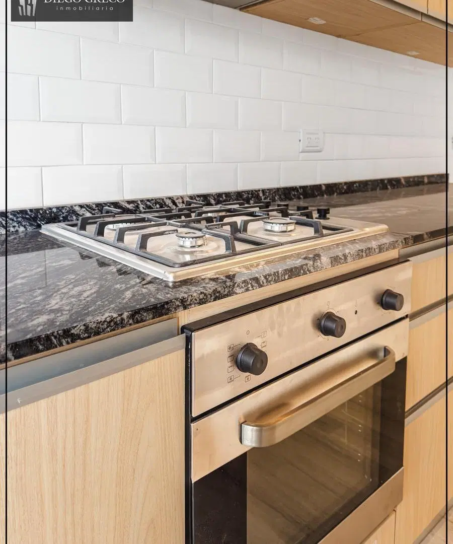 Semipiso de 3 amb. en dúplex con terraza propia y cochera 3