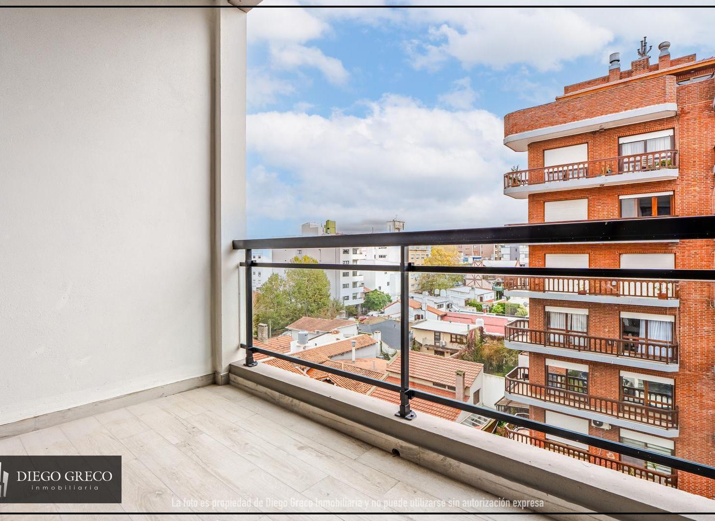 Foto de Semipiso de 4 amb. en dúplex con terraza, parrilla y cochera, imagen 3