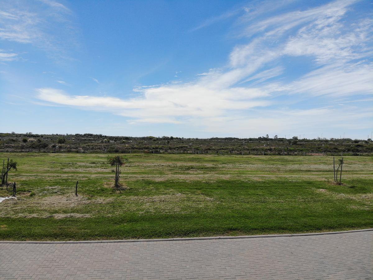 Lote / Terreno El Cano - Pueblos del Plata, Guillermo E Hudson, Berazategui 2
