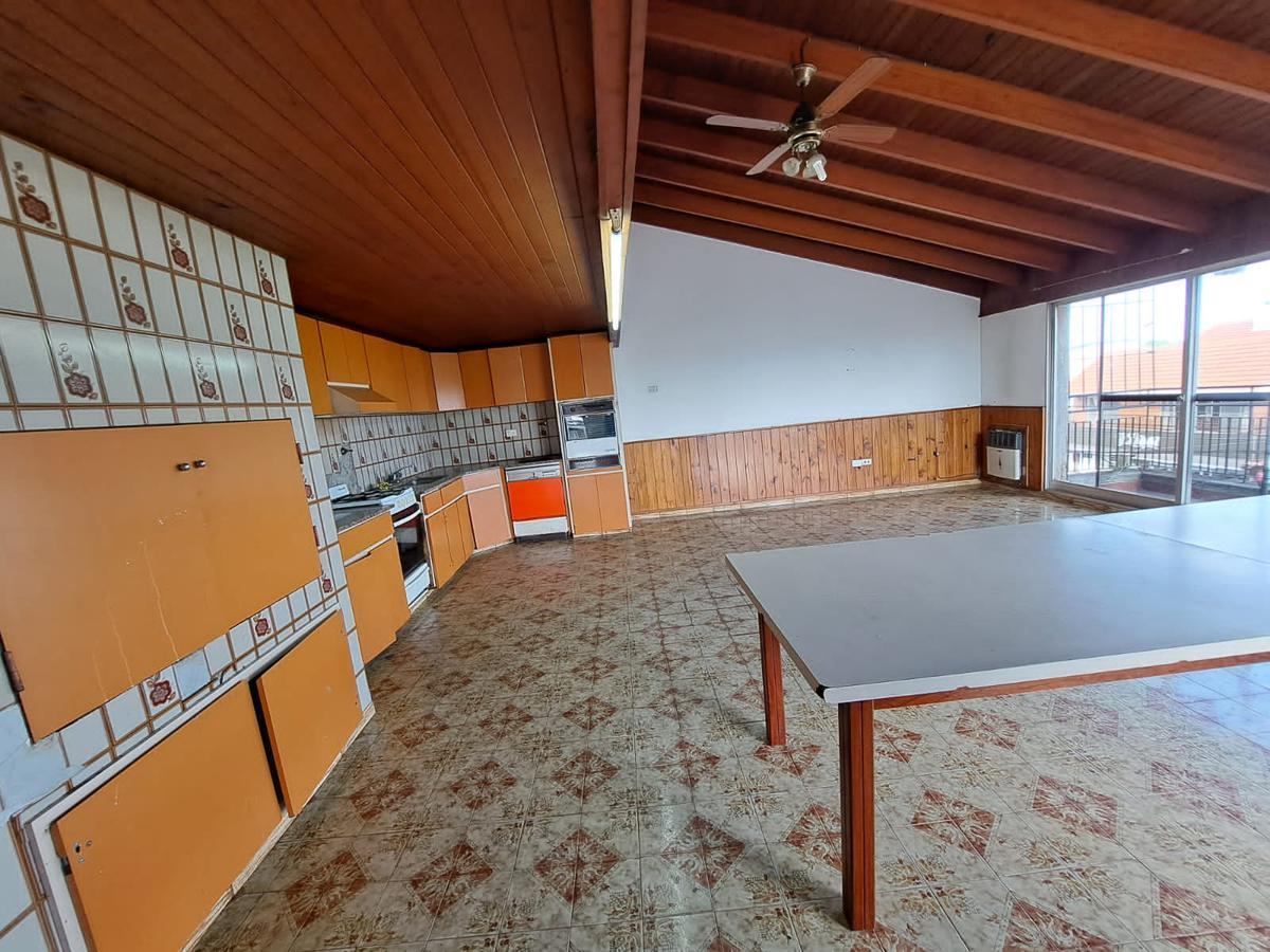 Foto de EXCELENTE OPORTUNIDAD Casa 6 Ambientes - Rodolfo Lopez- Quilmes, imagen 5