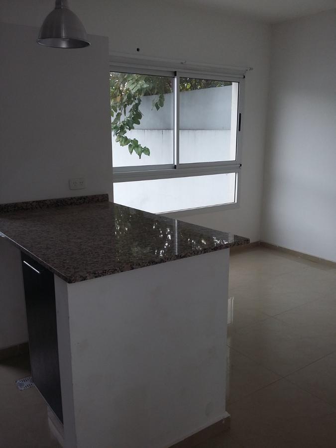 Foto de En Venta - Departamento 2 Ambientes c/Cochera - Sarandí, Avellaneda, imagen 5