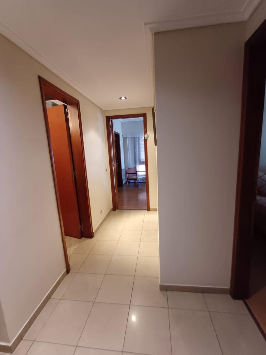 Casa en Quilmes 6 Ambientes con Pileta y Cochera - Excelente Estado 1