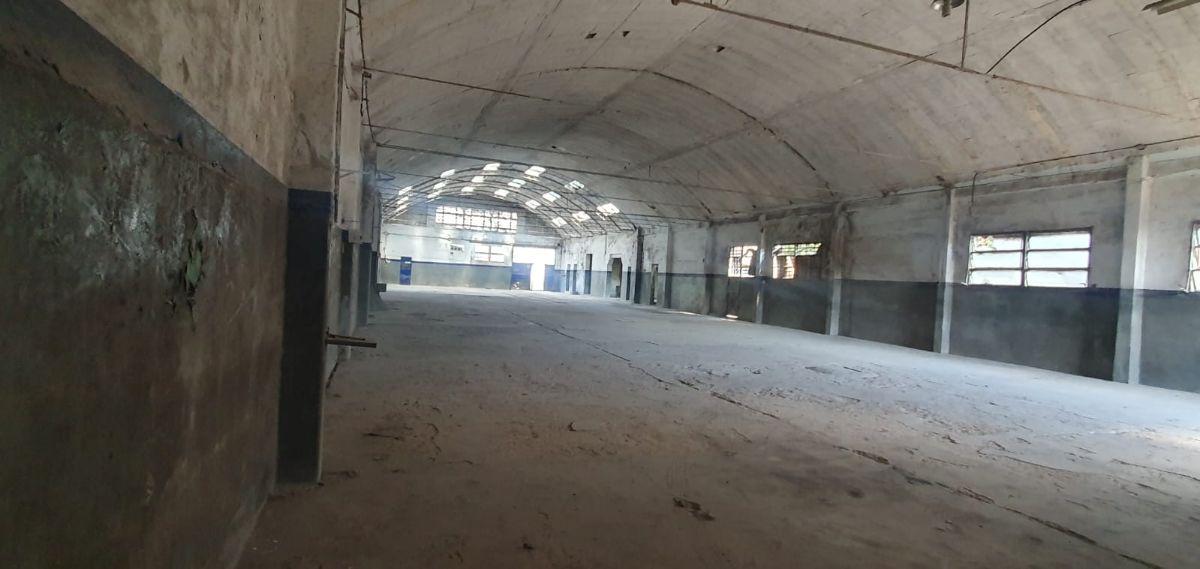 Galpon Zapiola 1322 Bernal, Para Deposito, Industria o Logistica, a Media Cuadra Av Los Quilmes
