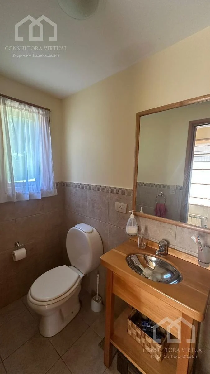 Venta Casa Impecable en Barrio Lomas del Correntoso 2